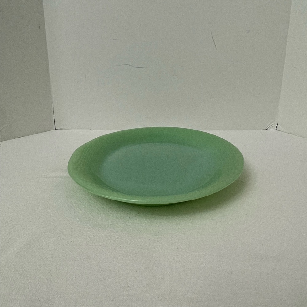 Vintage Fire King Jadeite Oval Platter Ribbed Green Glass Made in USA - Picture 3 of 10